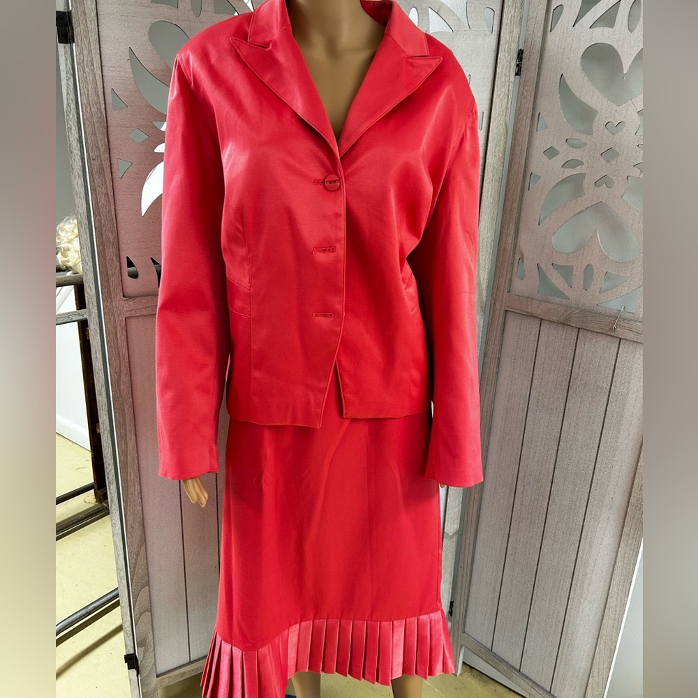 CATO Woman Pink Shimmer Skirt Suit Set Size 22W